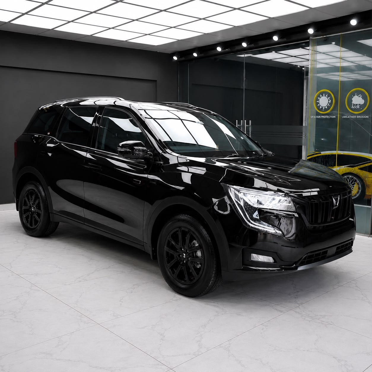 XUV700